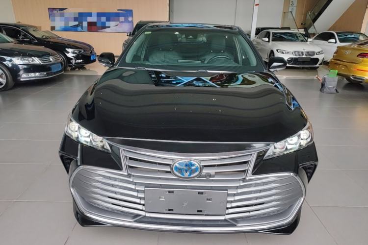 Used Toyota Avalon 2019 Dual-Engine 2.5L Luxury Edition China VI Standard Front
