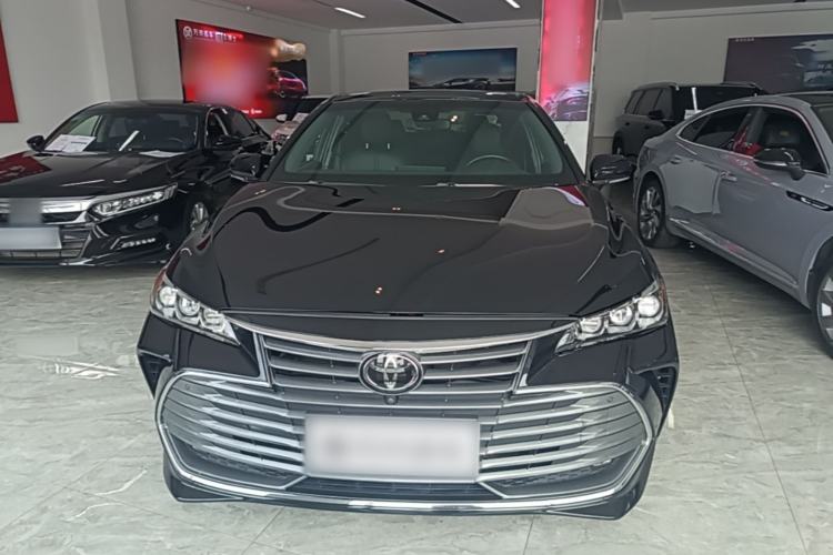 Used Toyota Avalon 2019 2.5L Touring Premium Version China VI Standard Front