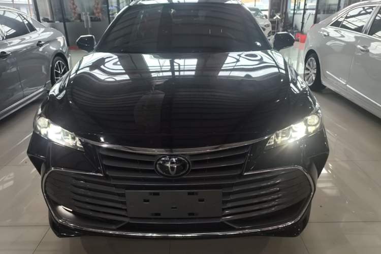 Used Toyota Avalon 2019 2.0L Luxury Edition China VI Standard Front