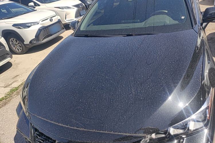 Used Toyota Avalon 2019 Dual-Engine 2.5L XLE Prestige Version China VI Standard Front