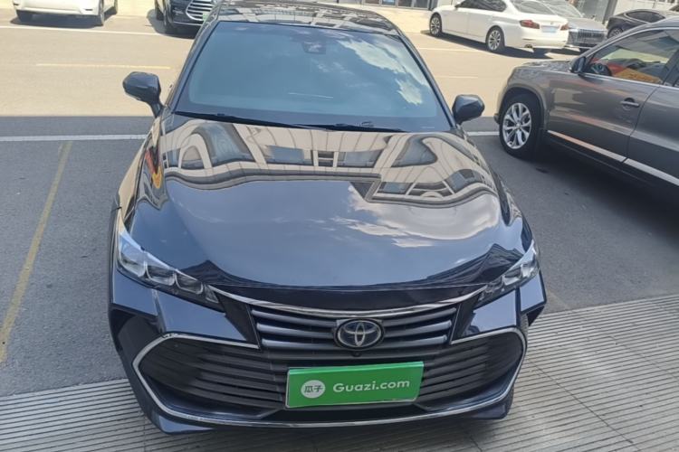 Used Toyota Avalon 2019 Dual-Engine 2.5L XLE Prestige Version China VI Standard Front