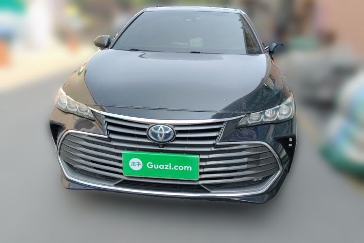 Used Toyota Avalon 2019 Dual-Engine 2.5L XLE Prestige Version China VI Standard Front