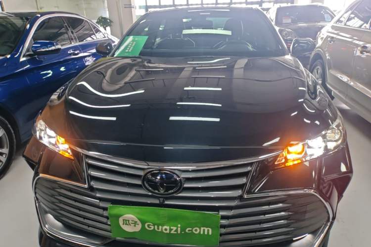 Used Toyota Avalon 2019 2.0L Luxury Edition China VI Standard Front