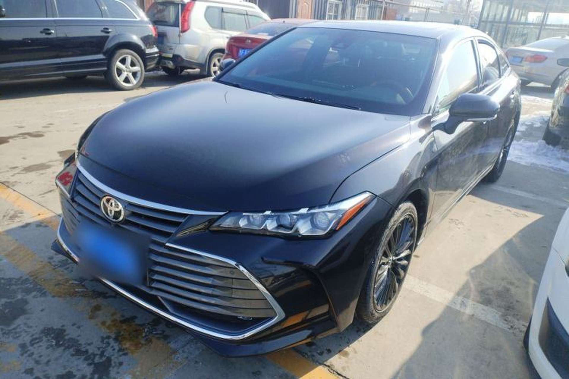 Used Toyota Avalon 2019 2.0L XLE Premium Edition China VI Front Left 45 Deg