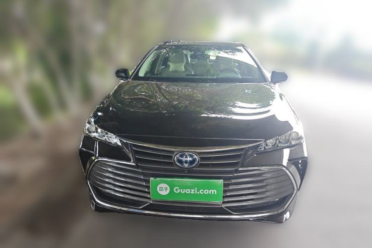 Used Toyota Avalon 2019 Dual-Engine 2.5L XLE Prestige Version China VI Standard Front