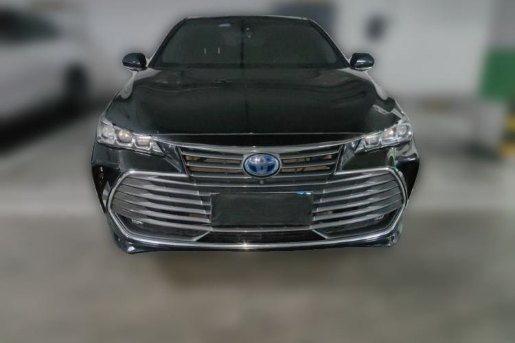 Used Toyota Avalon 2019 Dual-Engine 2.5L XLE Prestige Version China VI Standard Front