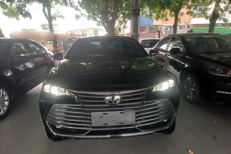 Used Toyota Avalon 2019 2.0L Luxury Edition China VI Standard Front
