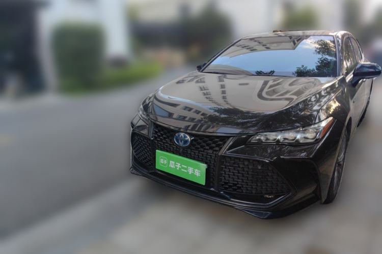 Used Toyota Avalon 2019 Dual-Engine 2.5L Limited Flagship Edition China VI Standard Front