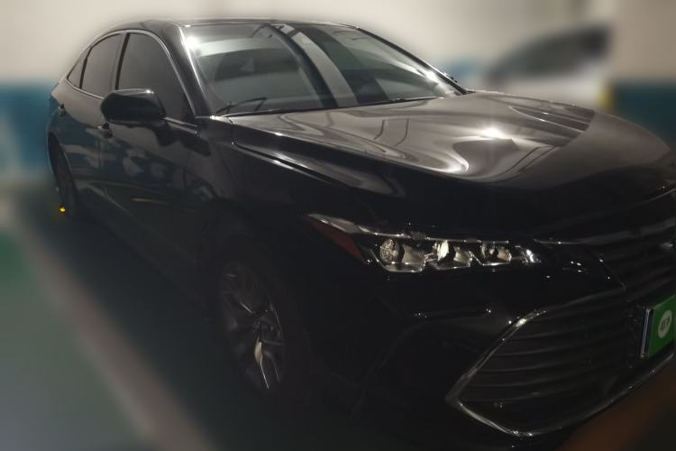 Used Toyota Avalon 2019 2.0L Ambition Edition China VI Front Right 45 Deg