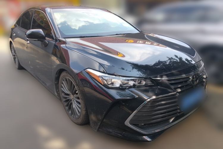 Used Toyota Avalon 2019 2.5L Touring Premium Version China VI Standard Front Right 45 Deg