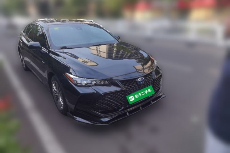 Used Toyota Avalon 2019 Dual-Engine 2.5L XLE Prestige Version China VI Standard Front Right 45 Deg