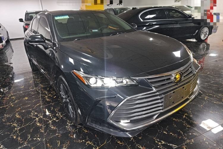 Used Toyota Avalon 2019 2.0L XLE Premium Edition China VI Front Right 45 Deg