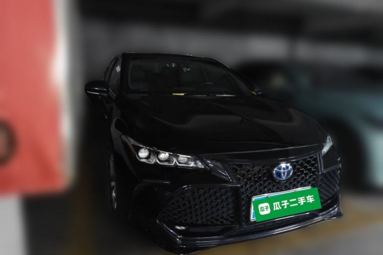 Used Toyota Avalon 2019 Dual-Engine 2.5L Luxury Edition China VI Standard Front Right 45 Deg
