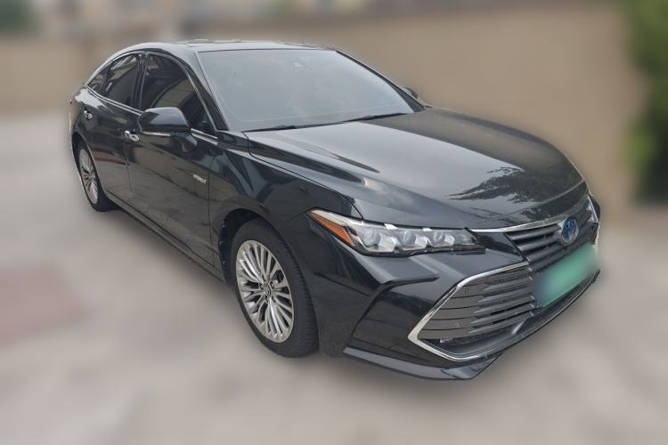 Used Toyota Avalon 2019 Dual-Engine 2.5L XLE Prestige Version China VI Standard Front Right 45 Deg