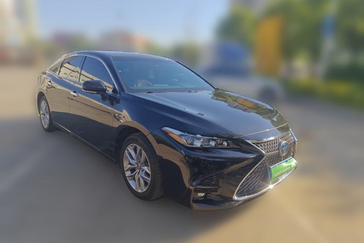 Used Toyota Avalon 2019 Dual-Engine 2.5L Luxury Edition China VI Standard Front Right 45 Deg
