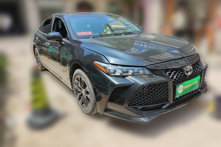 Used Toyota Avalon 2019 2.0L Luxury Edition China VI Standard Front Right 45 Deg