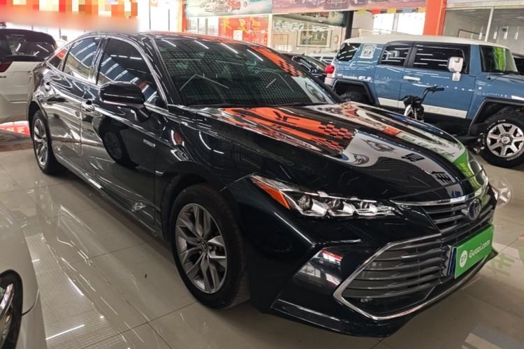Used Toyota Avalon 2019 Dual-Engine 2.5L Luxury Edition China VI Standard Front Right 45 Deg