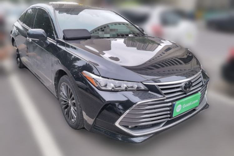 Used Toyota Avalon 2019 2.5L Touring Premium Version China VI Standard Front Right 45 Deg