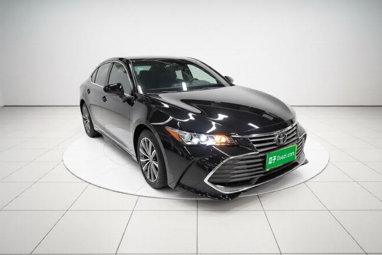 Used Toyota Avalon 2019 2.0L Ambition Edition China VI Front Right 45 Deg