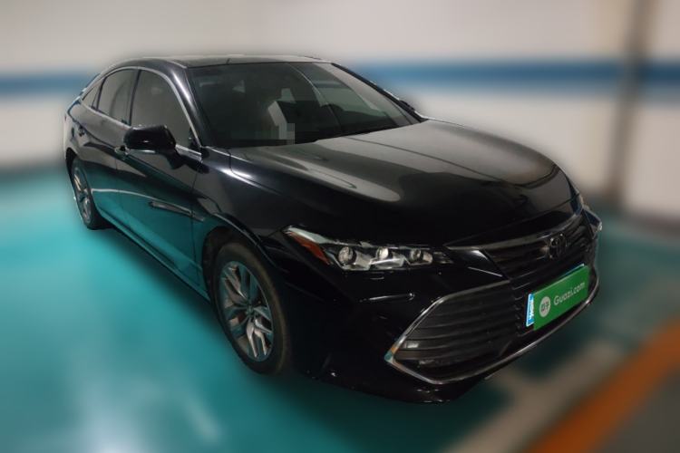 Used Toyota Avalon 2019 2.5L Ambition Version China VI Standard Front Right 45 Deg