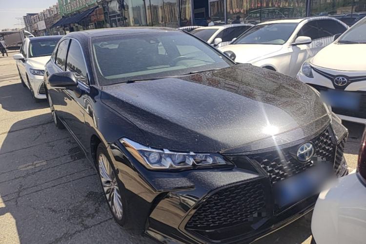 Used Toyota Avalon 2019 Dual-Engine 2.5L XLE Prestige Version China VI Standard Front Right 45 Deg