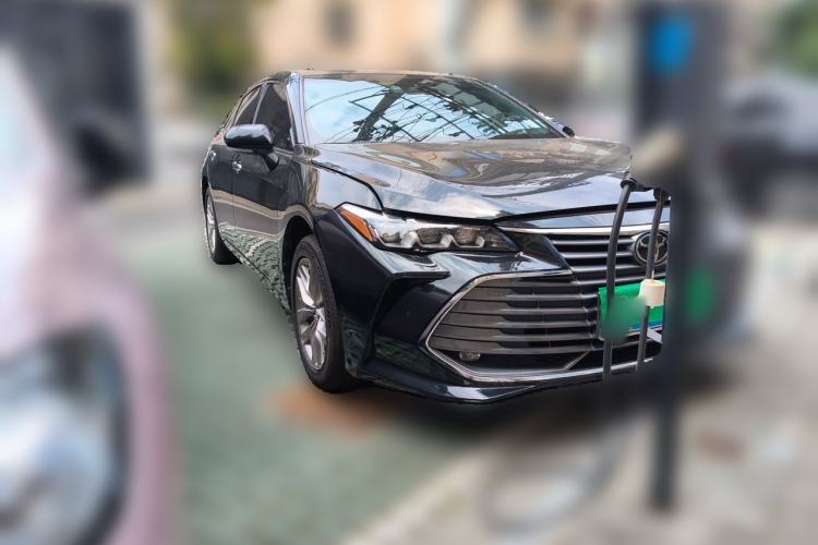 Used Toyota Avalon 2019 2.0L Luxury Edition China VI Standard Front Right 45 Deg