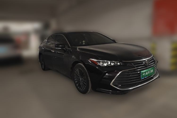 Used Toyota Avalon 2019 2.5L Touring Premium Version China VI Standard Front Right 45 Deg