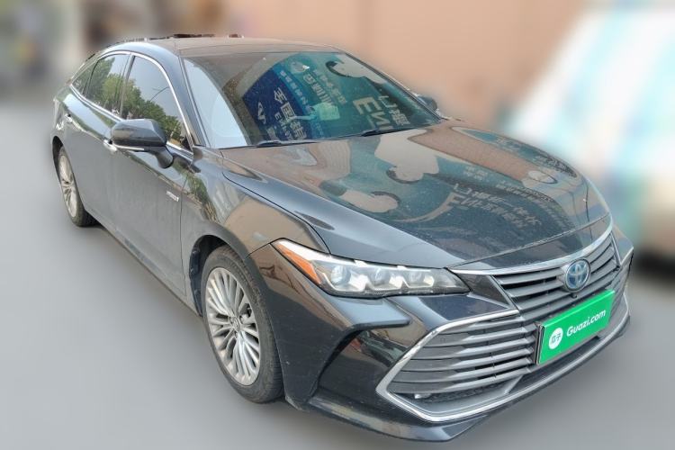 Used Toyota Avalon 2019 Dual-Engine 2.5L XLE Prestige Version China VI Standard Front Right 45 Deg