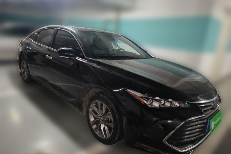 Used Toyota Avalon 2019 2.0L Luxury Edition China VI Standard Front Right 45 Deg