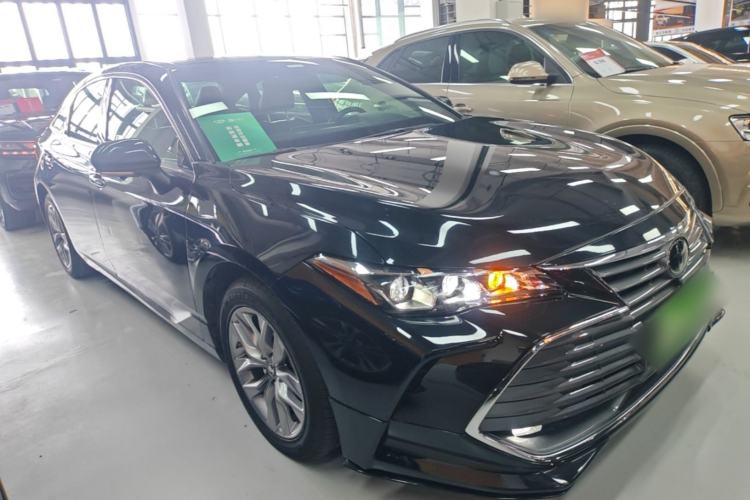 Used Toyota Avalon 2019 2.0L Luxury Edition China VI Standard Front Right 45 Deg
