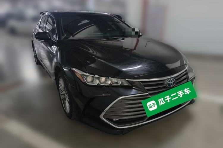 Used Toyota Avalon 2019 Dual-Engine 2.5L Limited Flagship Edition China VI Standard Front Right 45 Deg