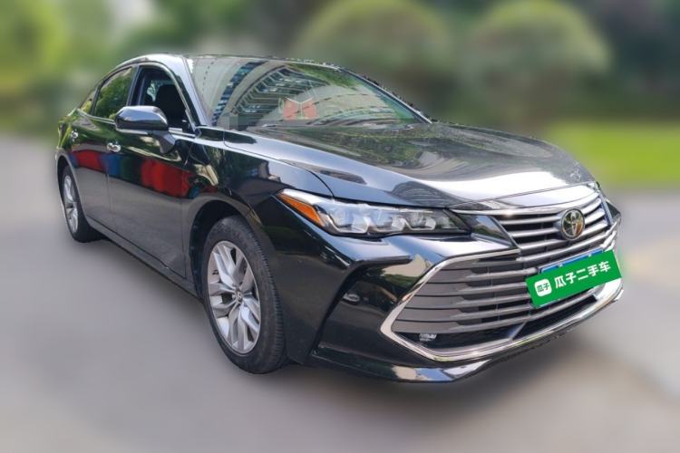 Used Toyota Avalon 2019 2.0L Luxury Edition China VI Standard Front Right 45 Deg
