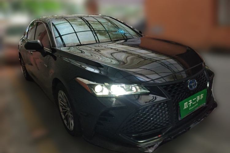 Used Toyota Avalon 2019 Dual-Engine 2.5L Luxury Edition China VI Standard Front Right 45 Deg