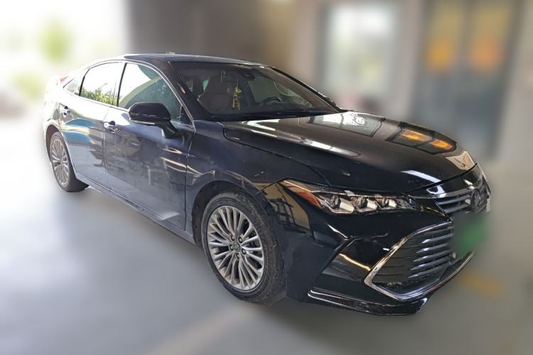 Used Toyota Avalon 2019 Dual-Engine 2.5L Limited Flagship Edition China VI Standard Front Right 45 Deg