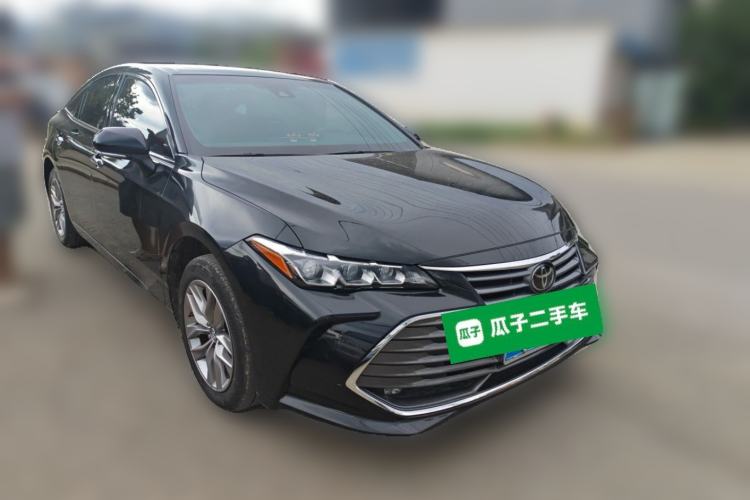 Used Toyota Avalon 2019 2.0L Luxury Edition China VI Standard Front Right 45 Deg