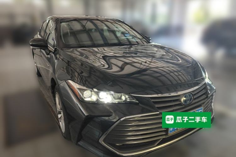 Used Toyota Avalon 2019 Dual-Engine 2.5L Luxury Edition China VI Standard Front Right 45 Deg