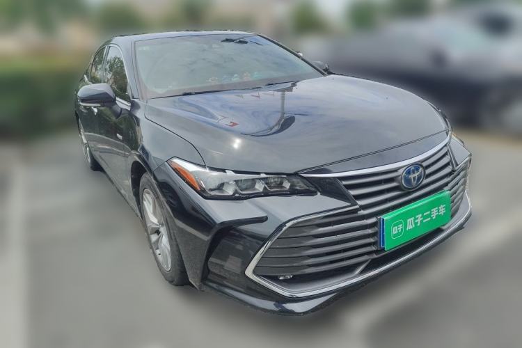 Used Toyota Avalon 2019 Dual-Engine 2.5L Luxury Edition China VI Standard Front Right 45 Deg
