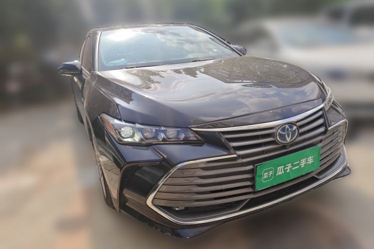 Used Toyota Avalon 2019 Dual-Engine 2.5L Limited Flagship Edition China VI Standard Front Right 45 Deg