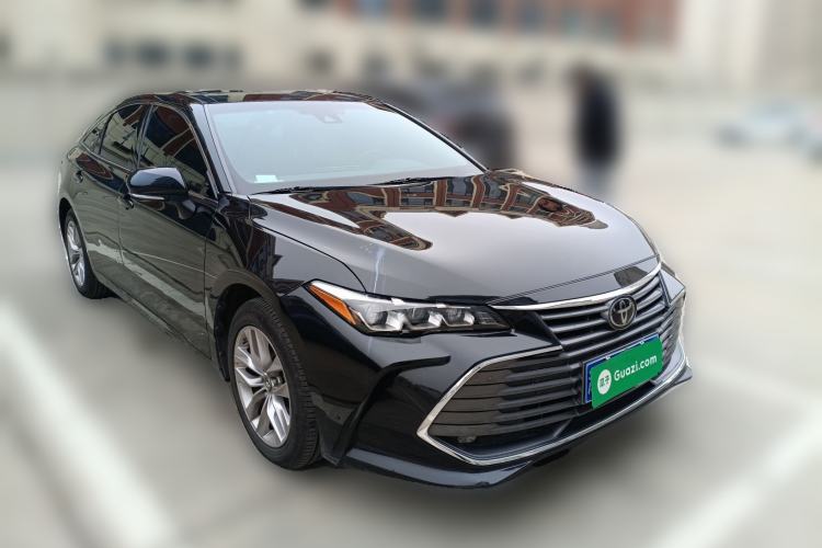 Used Toyota Avalon 2019 2.0L Ambition Edition China VI Front Right 45 Deg