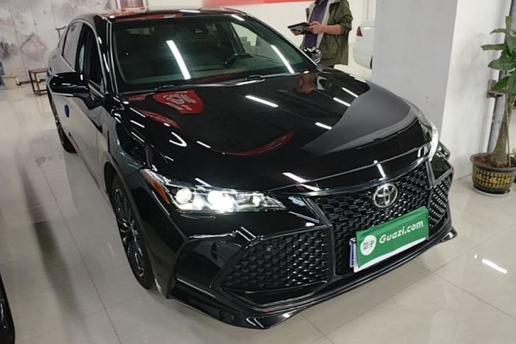 Used Toyota Avalon 2019 2.0L XLE Premium Edition China VI Front Right 45 Deg