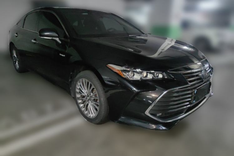 Used Toyota Avalon 2019 Dual-Engine 2.5L XLE Prestige Version China VI Standard Front Right 45 Deg