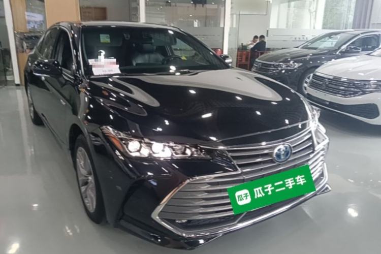 Used Toyota Avalon 2019 Dual-Engine 2.5L Luxury Edition China VI Standard Front Right 45 Deg