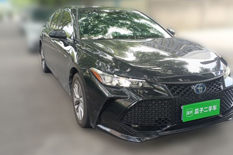 Used Toyota Avalon 2019 Dual-Engine 2.5L Luxury Edition China VI Standard Front Right 45 Deg