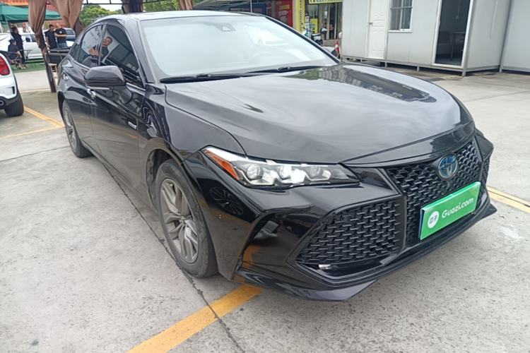 Used Toyota Avalon 2019 Dual-Engine 2.5L Luxury Edition China VI Standard Front Right 45 Deg
