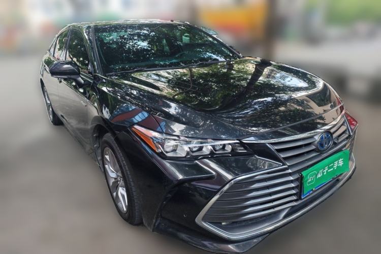 Used Toyota Avalon 2019 Dual-Engine 2.5L Luxury Edition China VI Standard Front Right 45 Deg