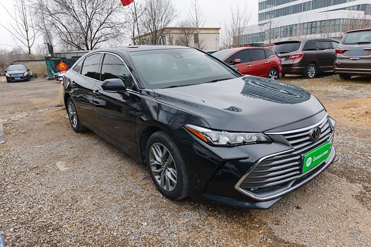 Used Toyota Avalon 2019 2.0L Ambition Edition China VI Front Right 45 Deg