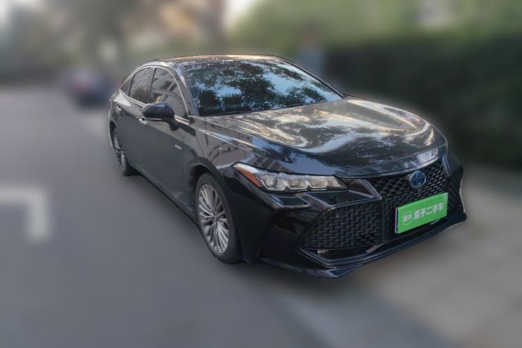Used Toyota Avalon 2019 Dual-Engine 2.5L Limited Flagship Edition China VI Standard Front Right 45 Deg