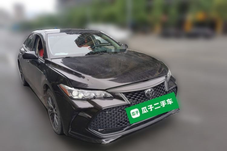 Used Toyota Avalon 2019 2.5L Touring Premium Version China VI Standard Front Right 45 Deg