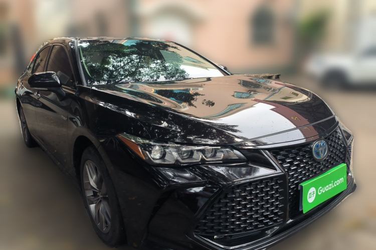 Used Toyota Avalon 2019 Dual-Engine 2.5L Luxury Edition China VI Standard Front Right 45 Deg