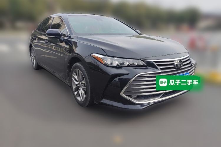 Used Toyota Avalon 2019 2.0L Ambition Edition China VI Front Right 45 Deg